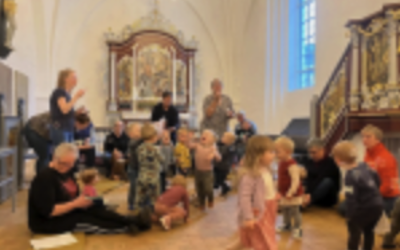 Lemvig Kirke - De små synger med de grå